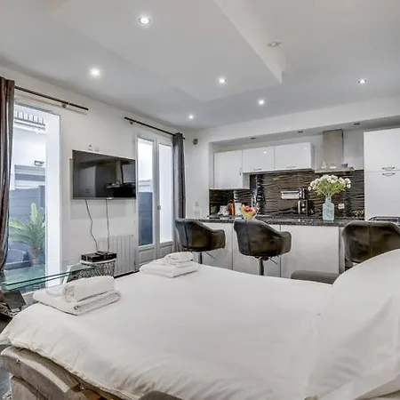Apartment 242 Jost - Superb Paris
